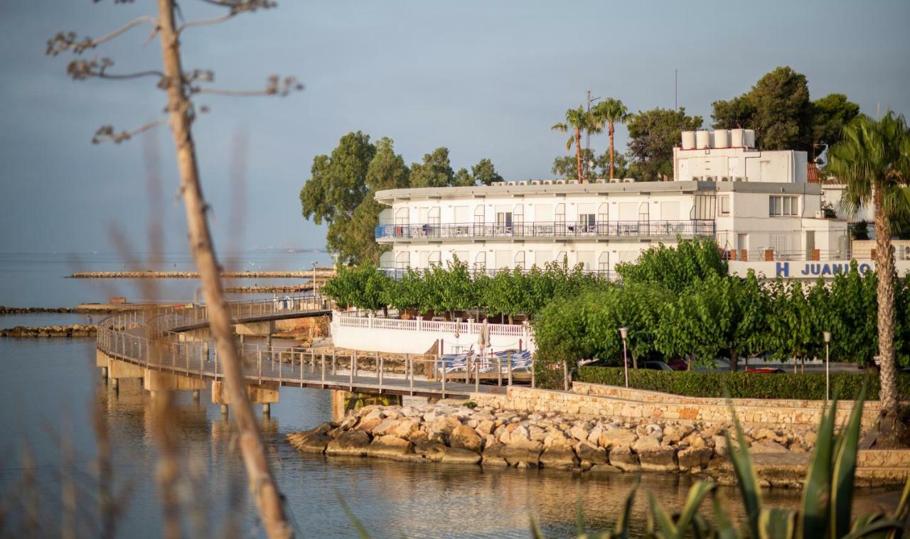 Hotel Restaurant Juanito Platja Sant Carles De La Rapita Luaran gambar